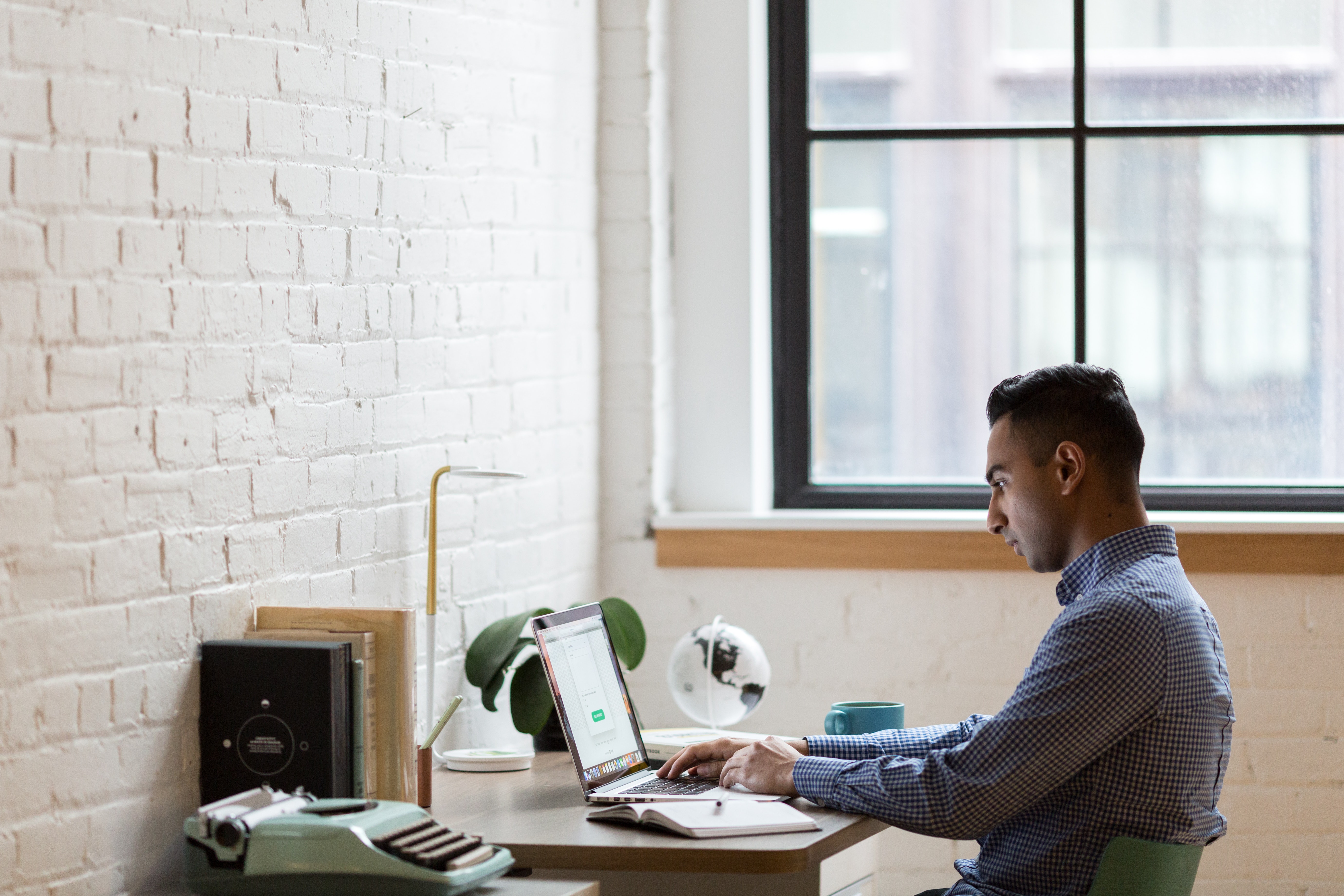 us citizen working remotely for canadian company